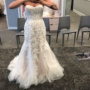 Brand new Wedding Dress